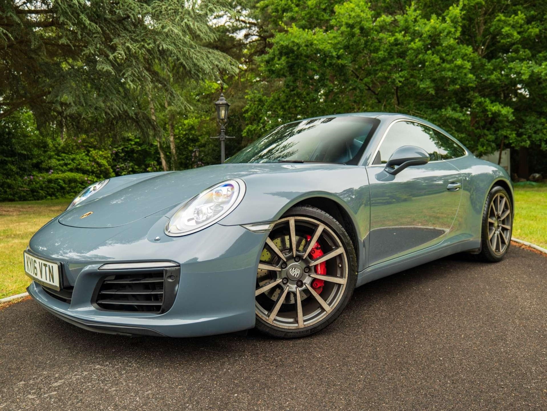 Used Porsche 911