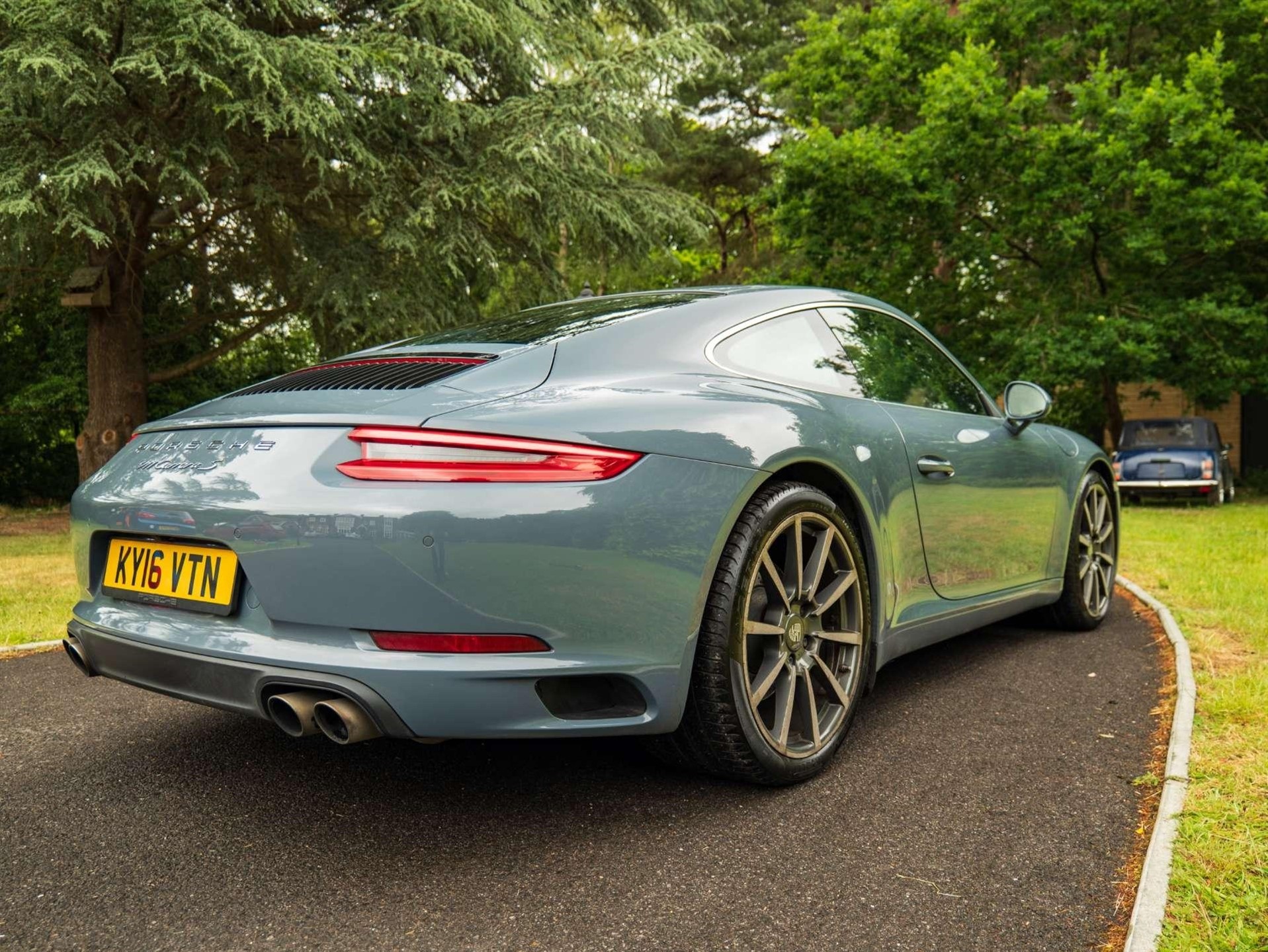 Used Porsche 911