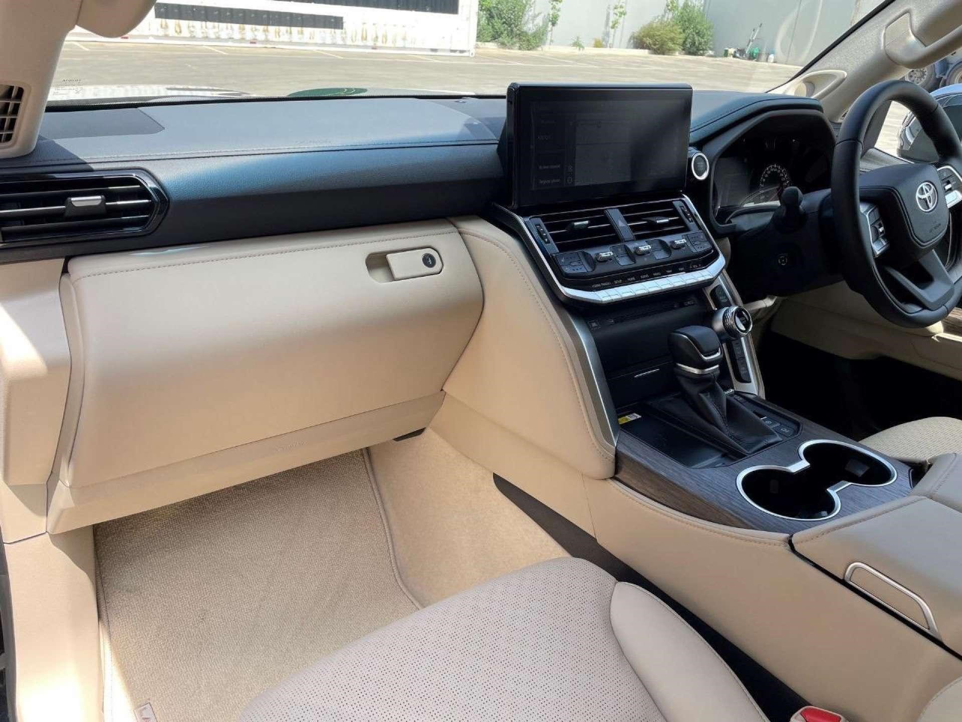 Used Toyota Land Cruiser