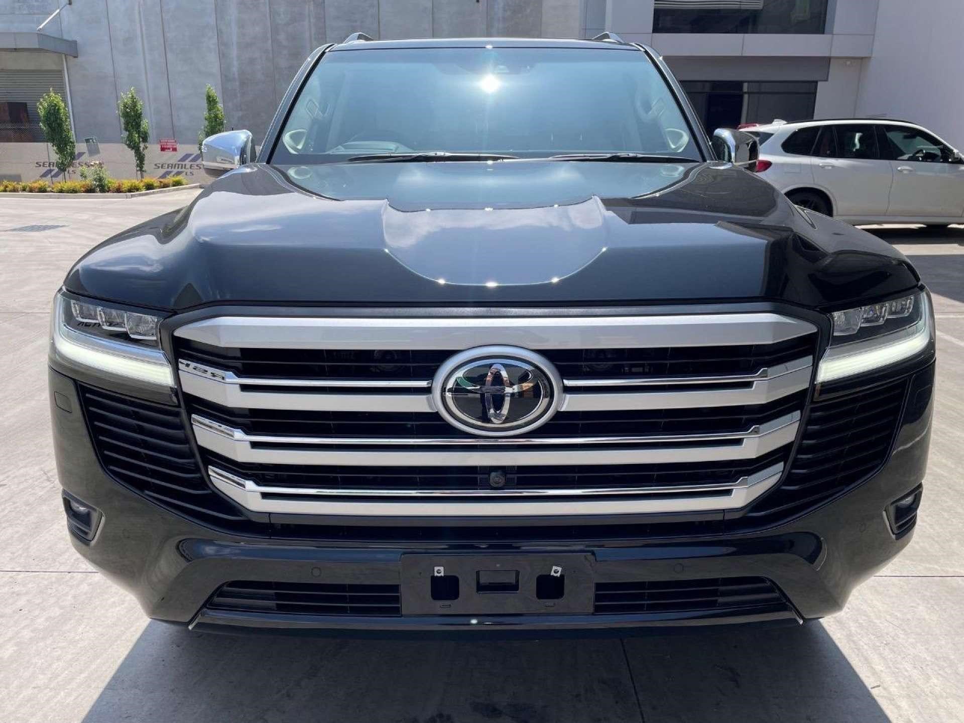 Used Toyota Land Cruiser