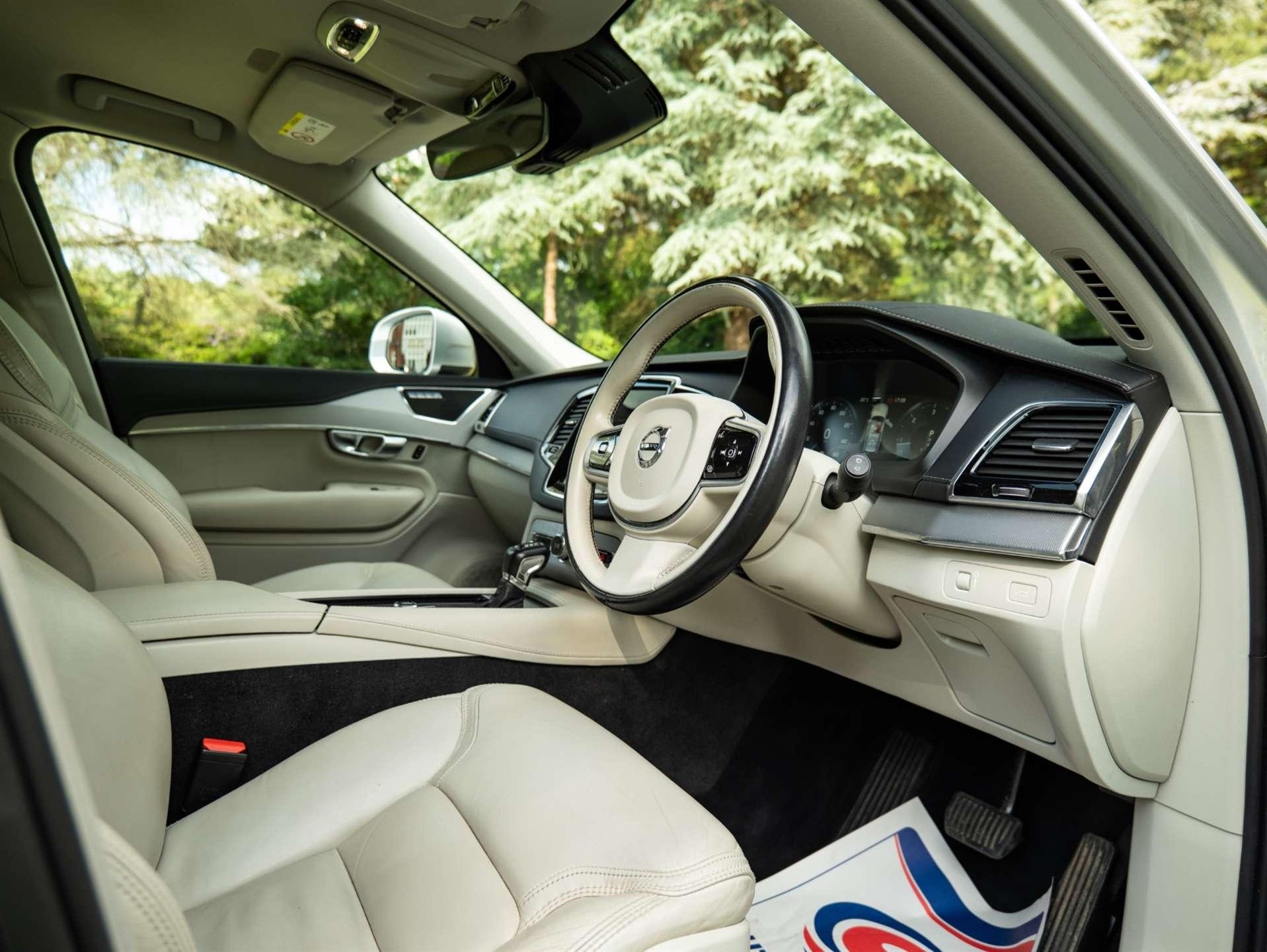 Used Volvo XC90