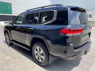 Used Toyota Land Cruiser