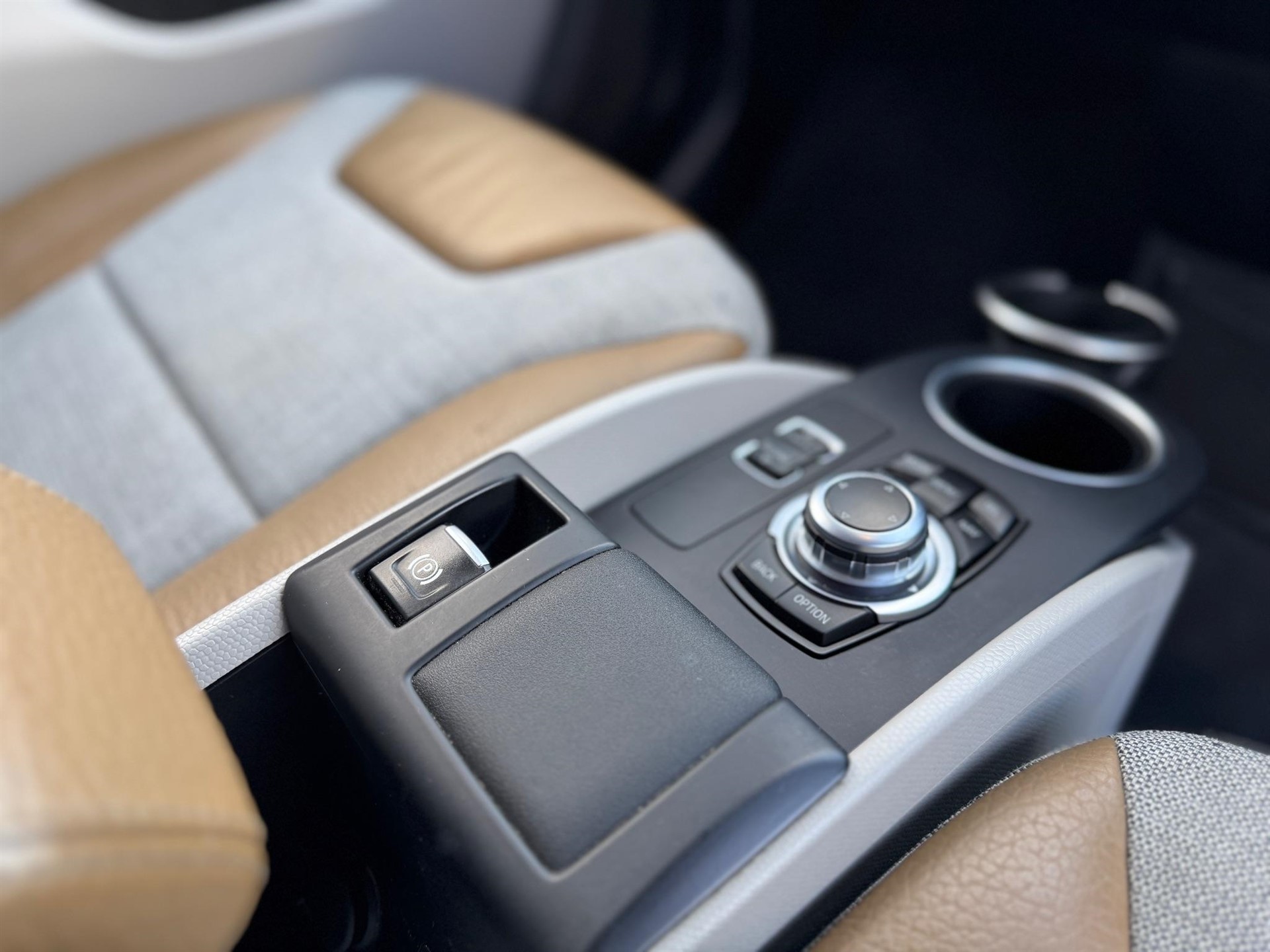 Used BMW i3