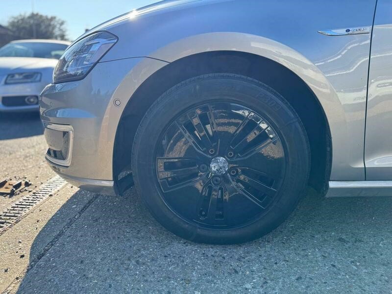 Used Volkswagen e-Golf