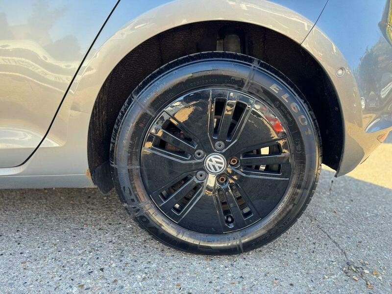 Used Volkswagen e-Golf