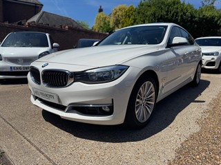 Used BMW 320i in Bagshot, Ascot, Camberley in Surrey