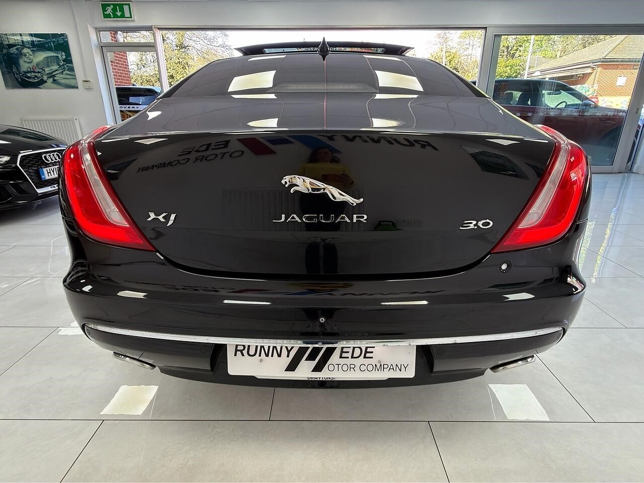 Used Jaguar XJ