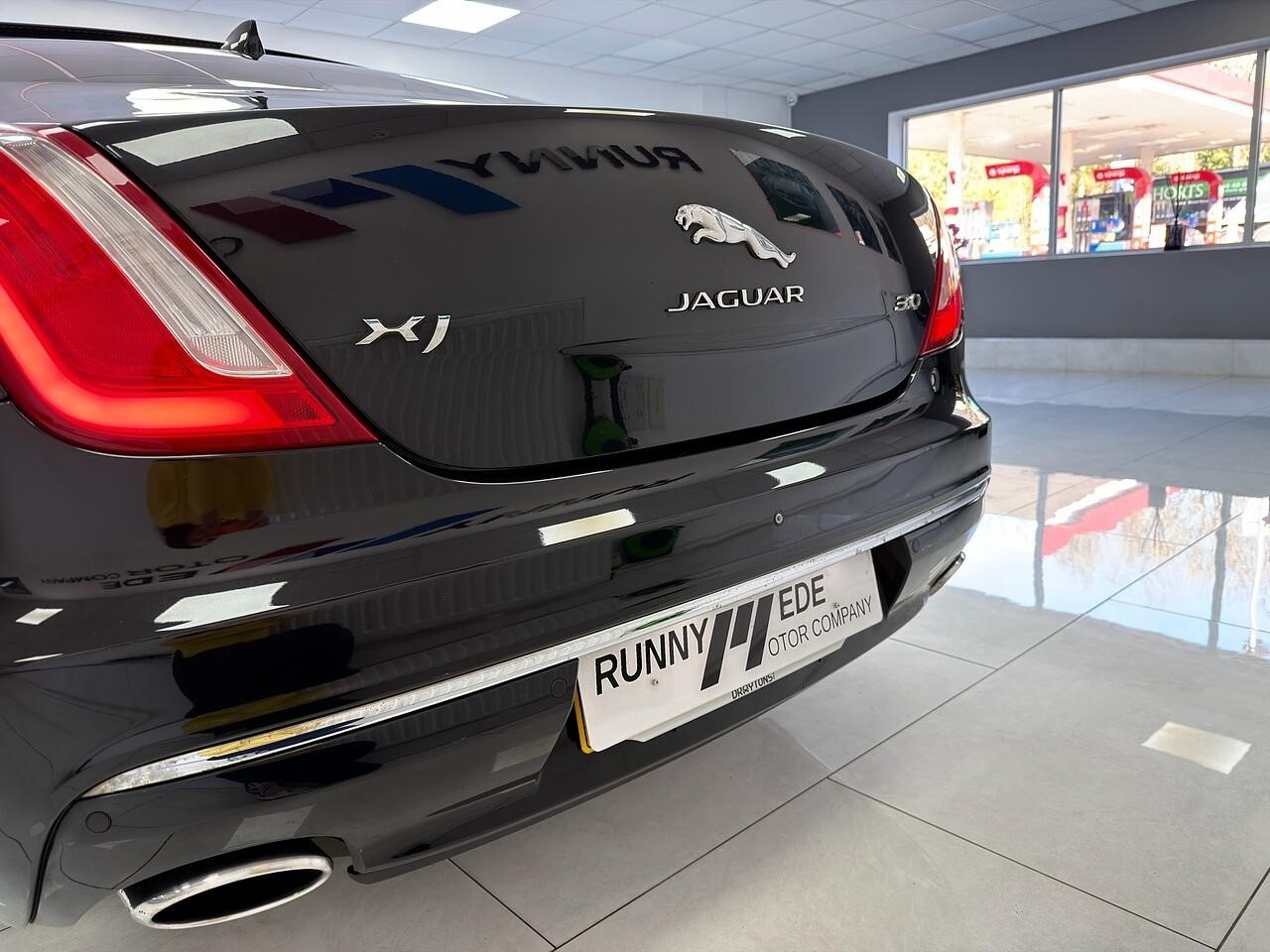 Used Jaguar XJ