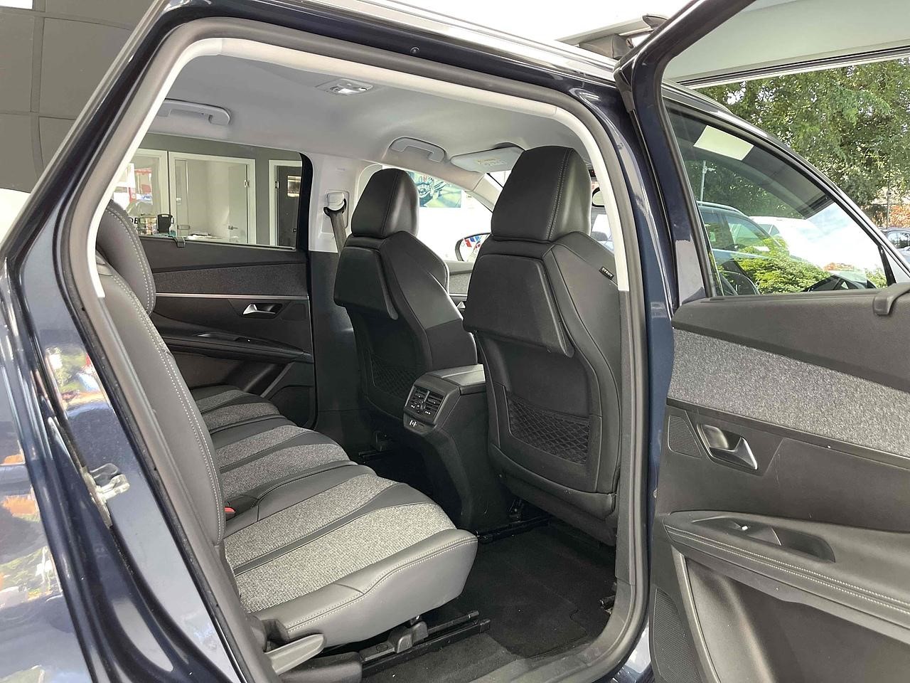 Used Peugeot 5008