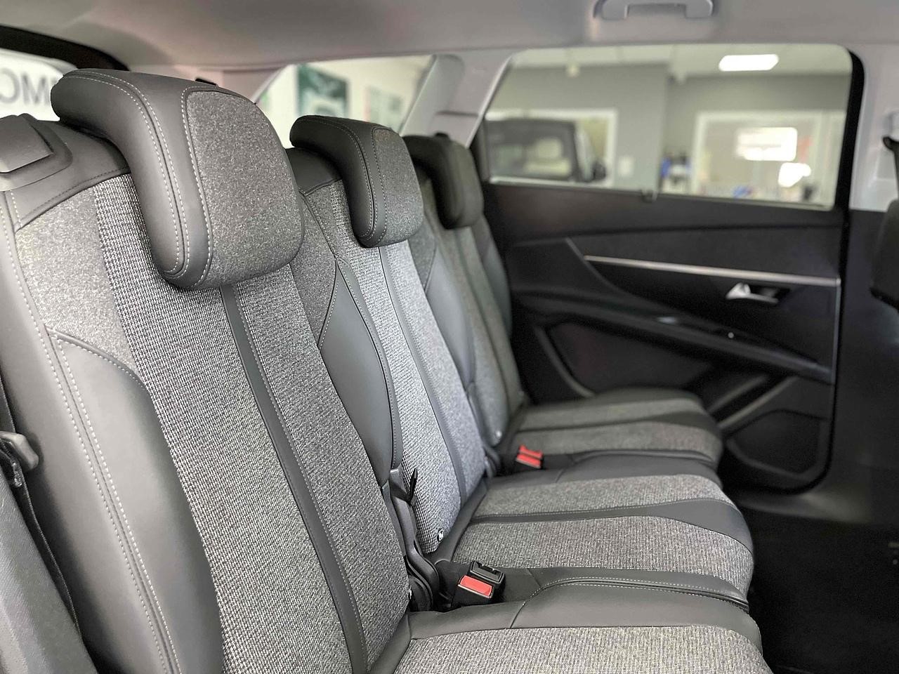Used Peugeot 5008