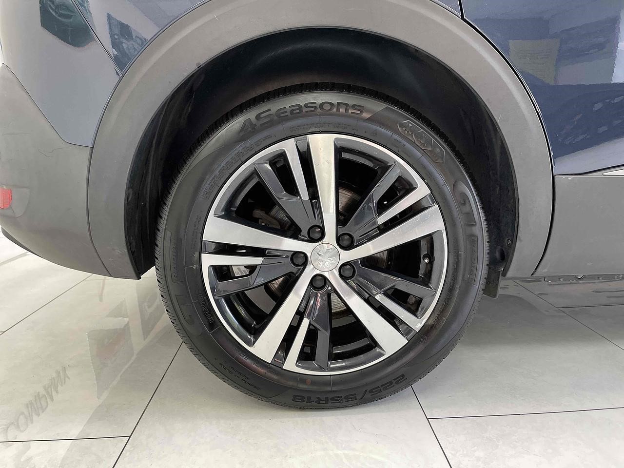 Used Peugeot 5008