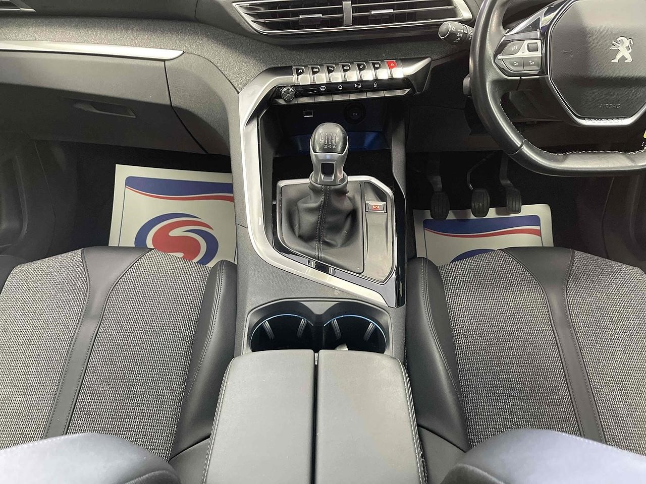 Used Peugeot 5008