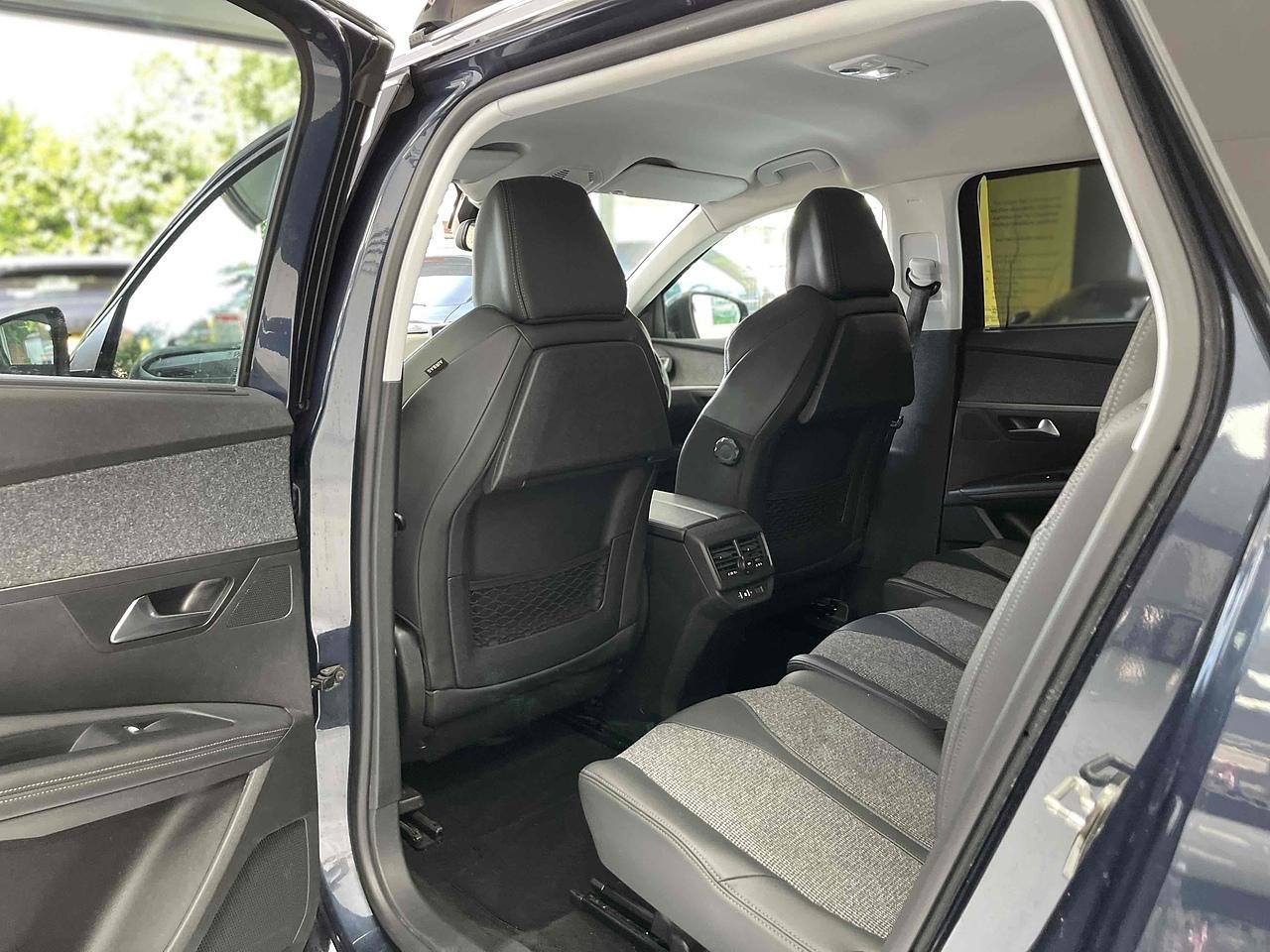 Used Peugeot 5008