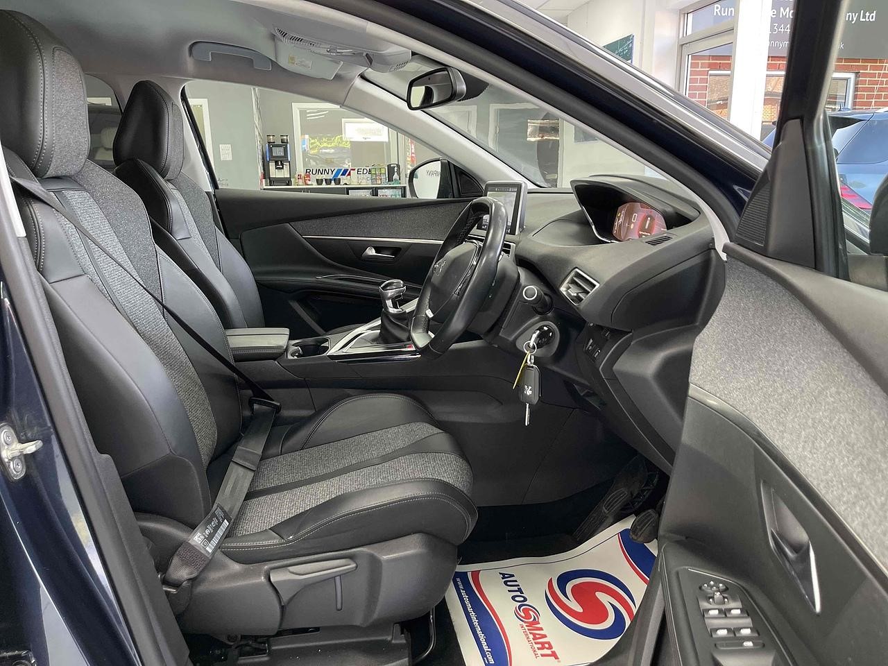 Used Peugeot 5008