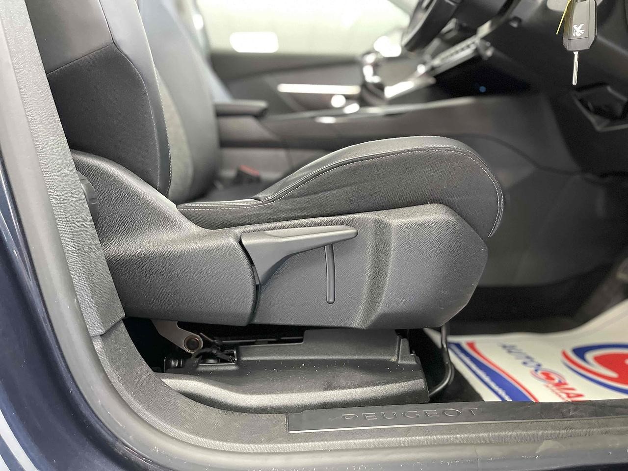 Used Peugeot 5008