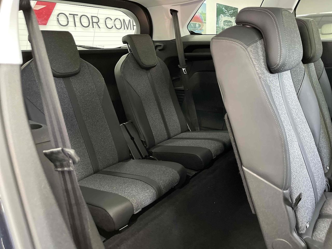 Used Peugeot 5008