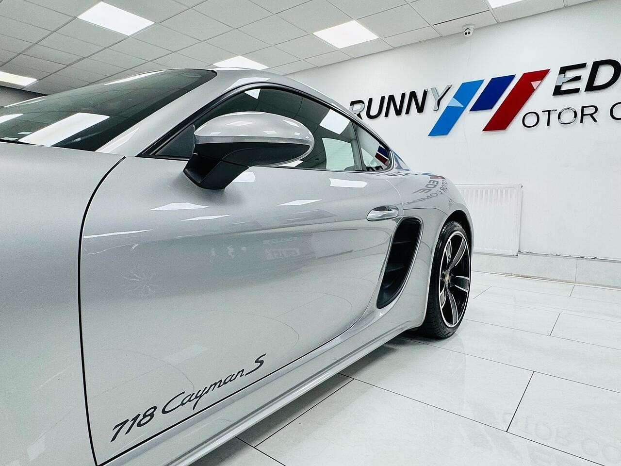 Used Porsche 718 Cayman