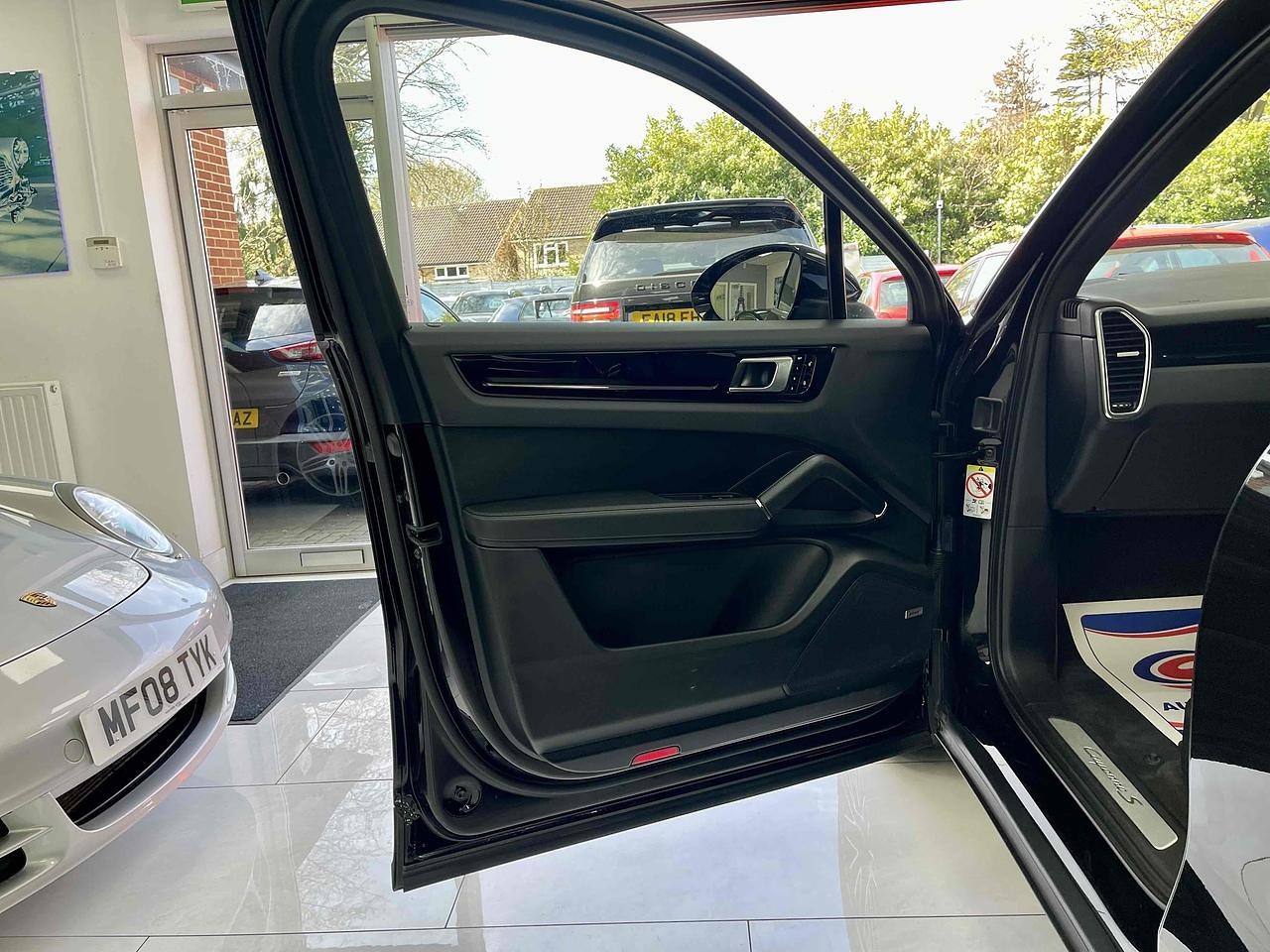 Used Porsche Cayenne
