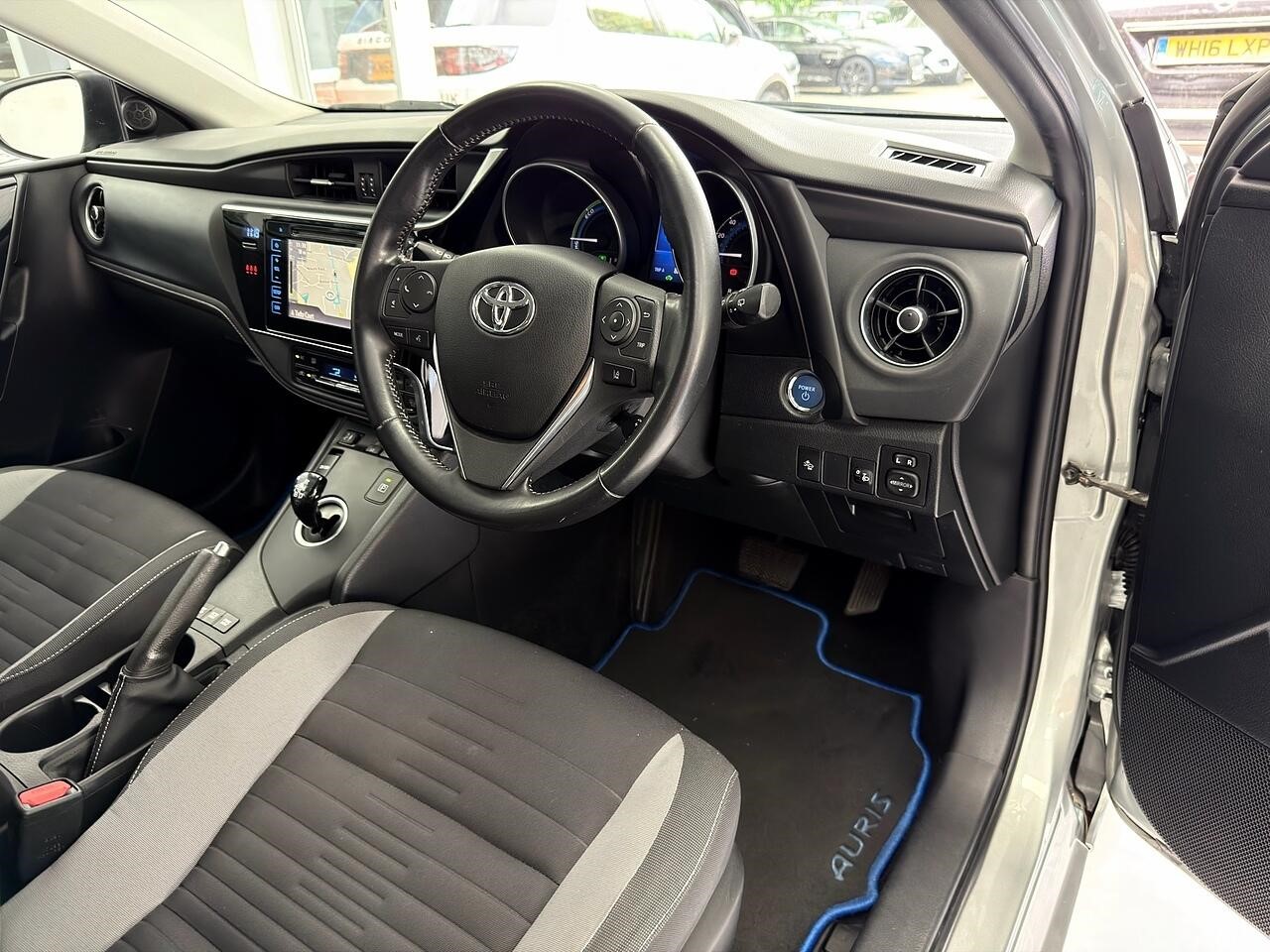 Used Toyota Auris
