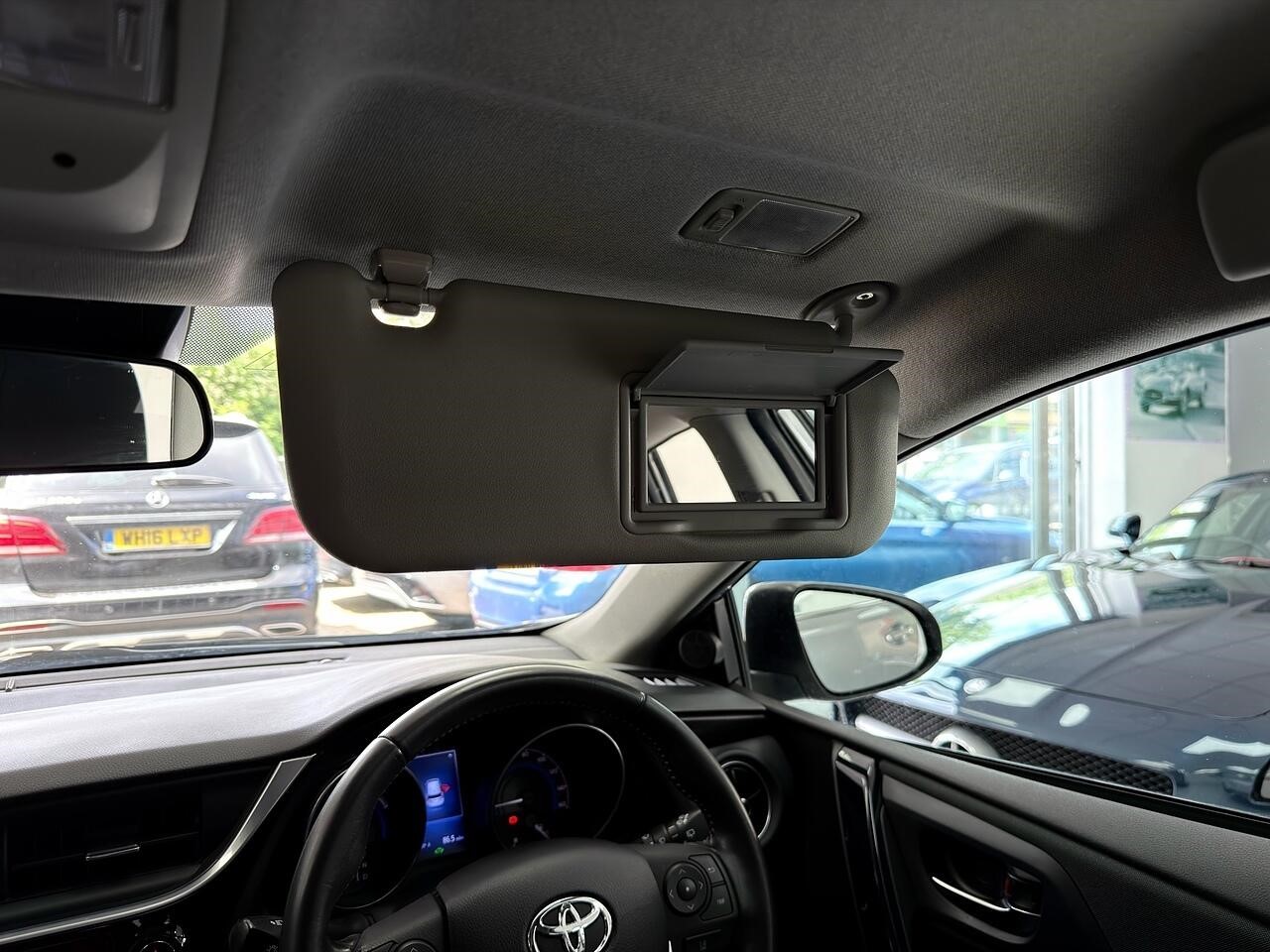Used Toyota Auris