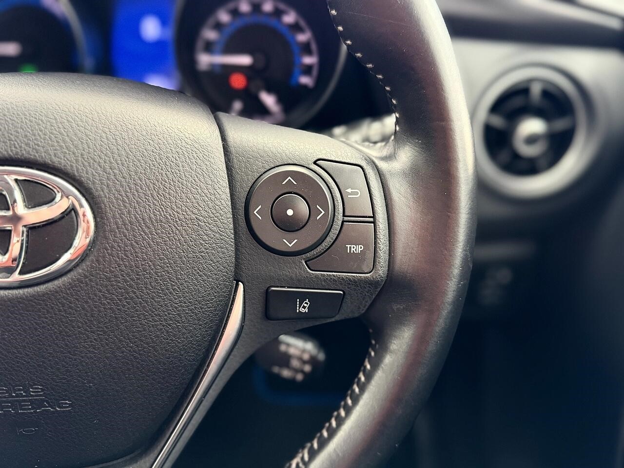Used Toyota Auris