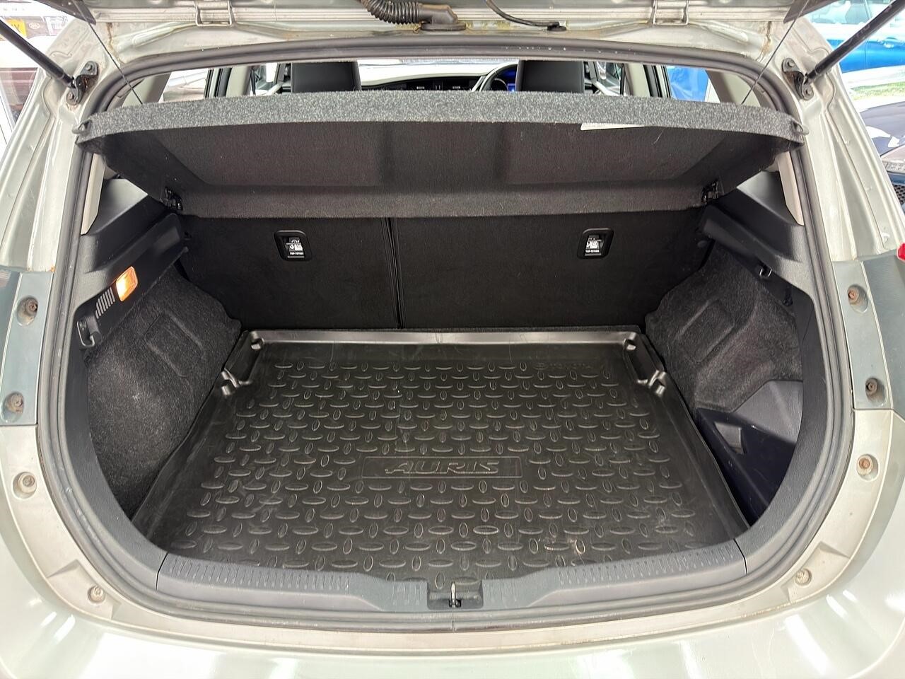 Used Toyota Auris