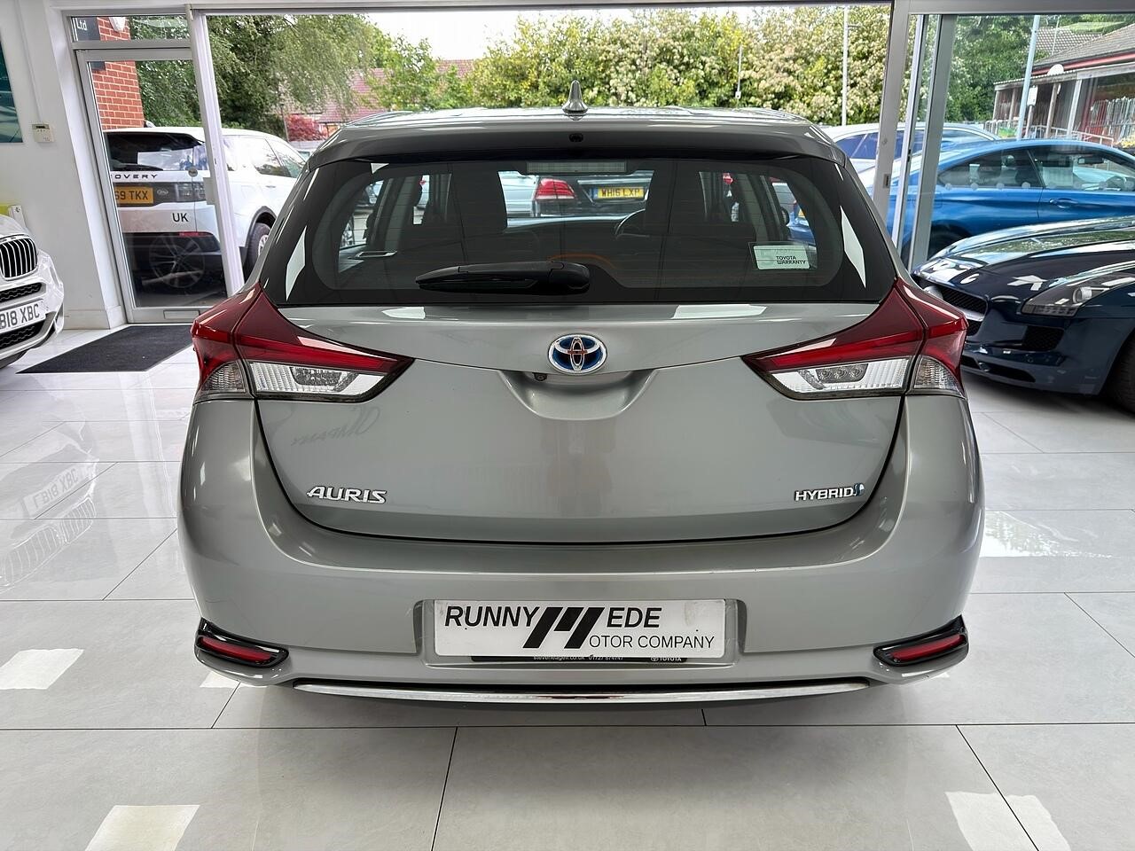 Used Toyota Auris