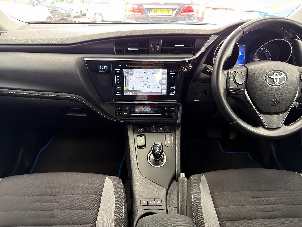 Used Toyota Auris