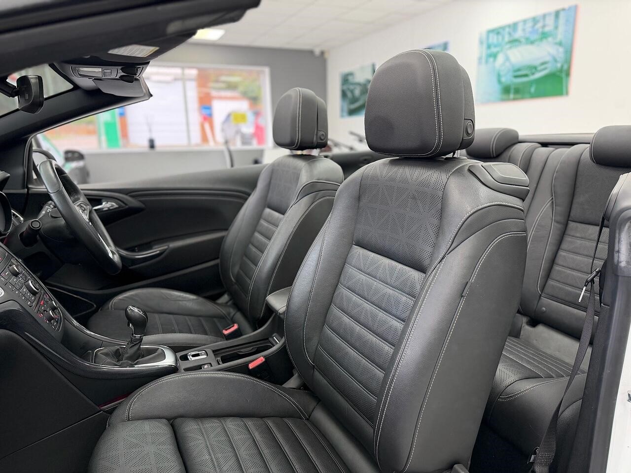 Used Vauxhall Cascada