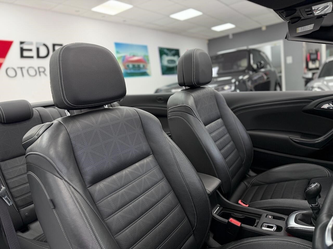 Used Vauxhall Cascada