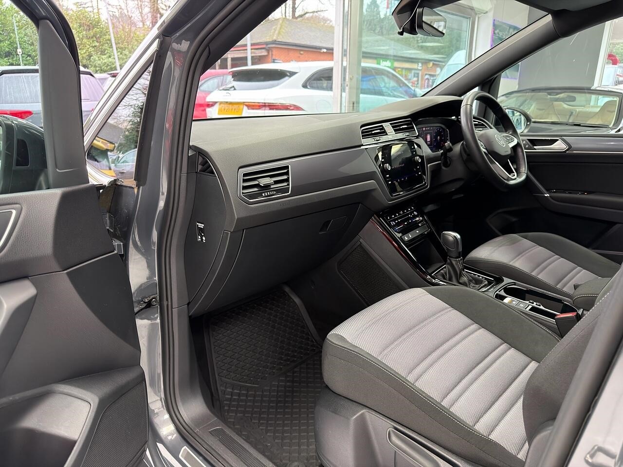 Used Volkswagen Touran