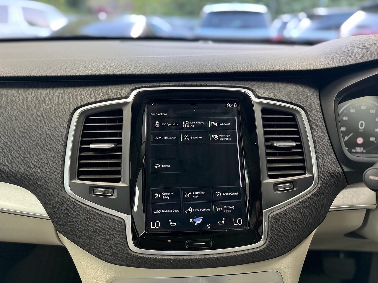 Used Volvo XC90