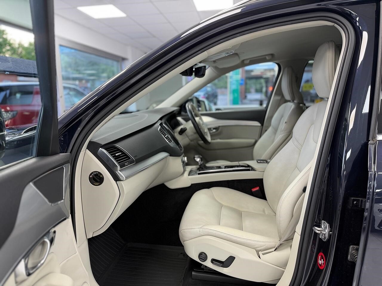 Used Volvo XC90