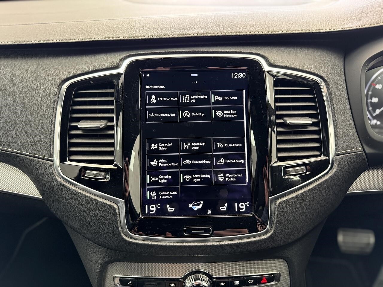 Used Volvo XC90