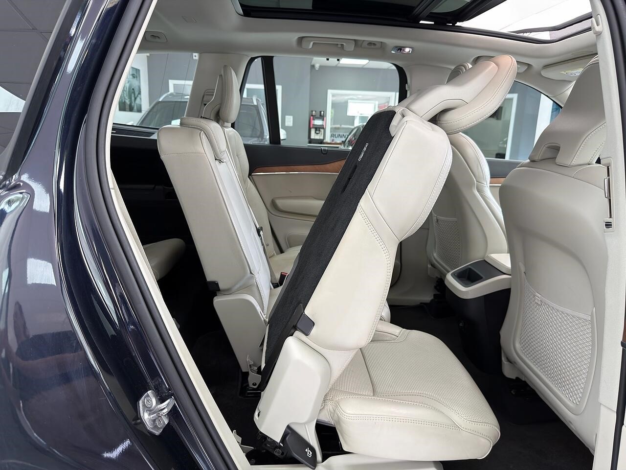 Used Volvo XC90