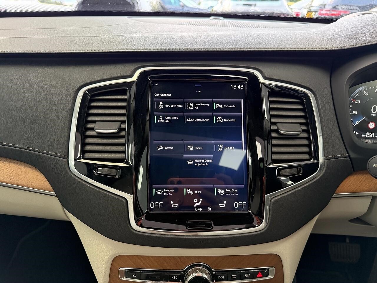 Used Volvo XC90