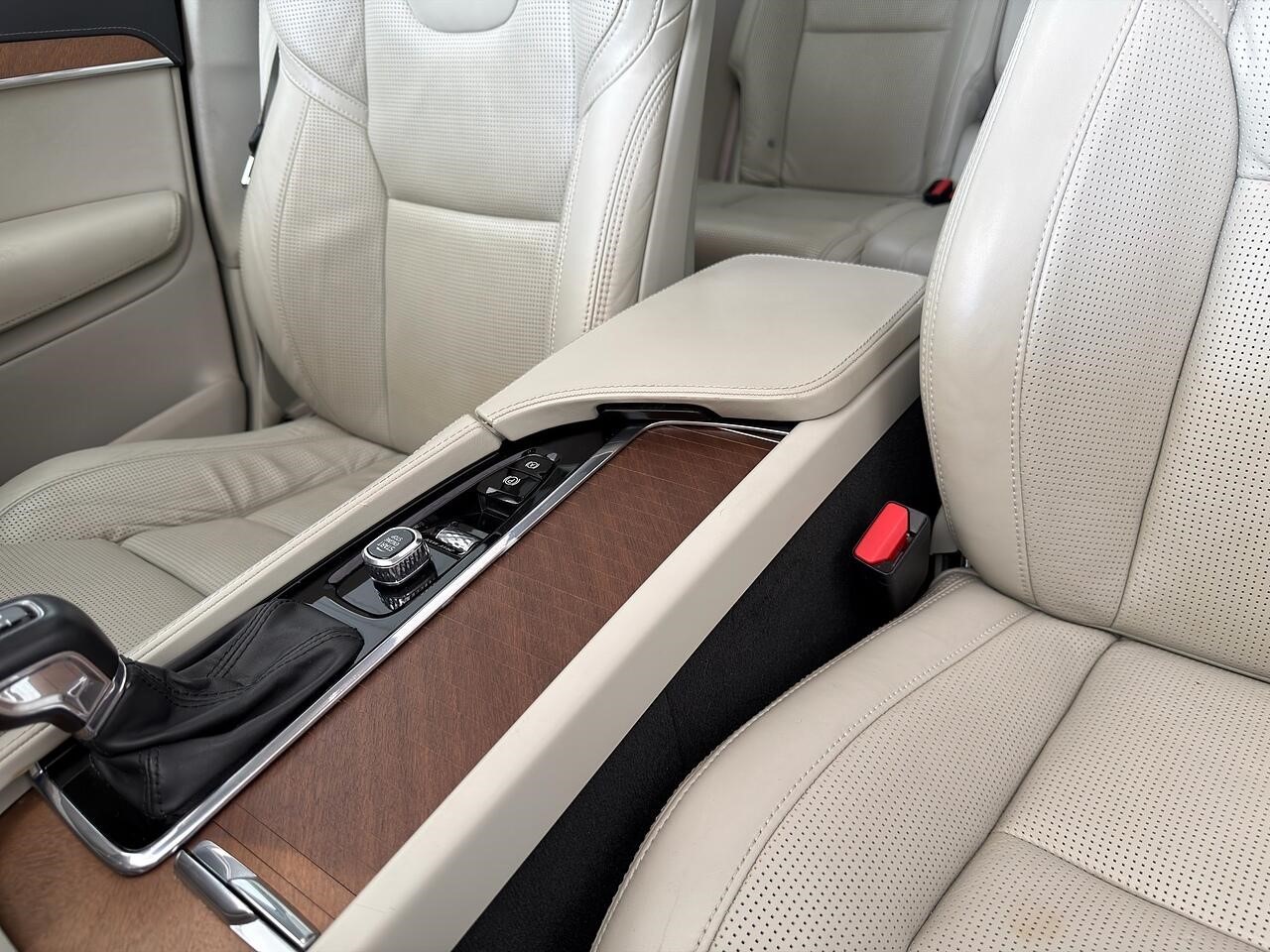 Used Volvo XC90