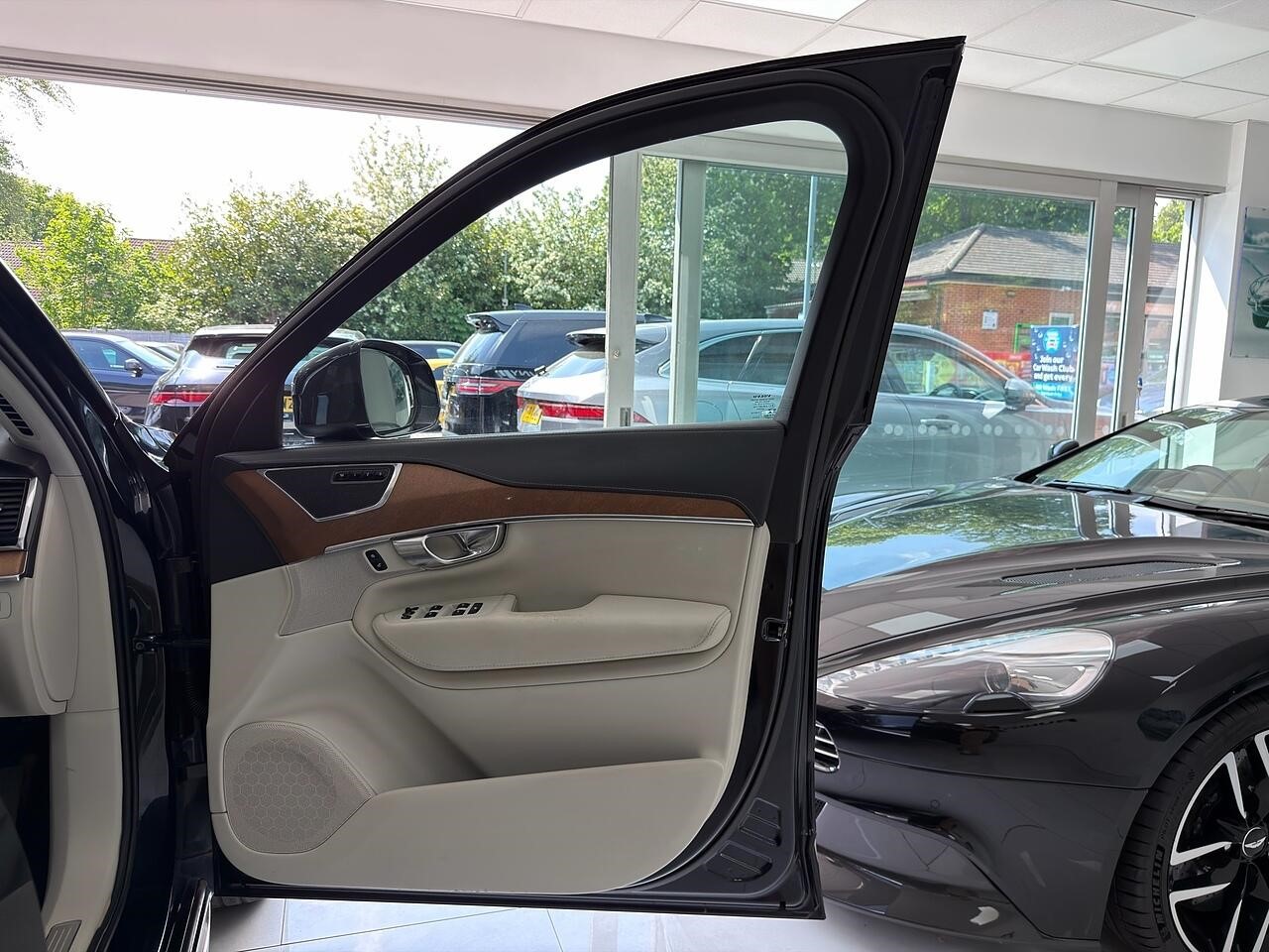 Used Volvo XC90
