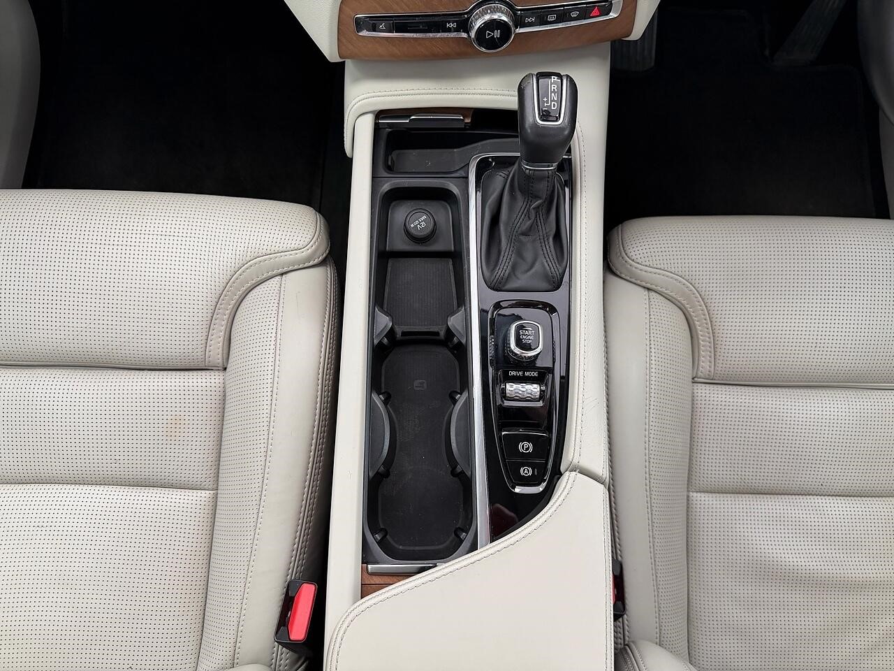 Used Volvo XC90