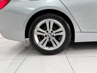 Used BMW 318i