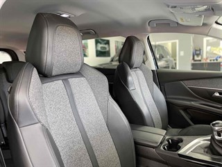 Used Peugeot 5008