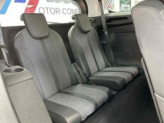 Used Peugeot 5008