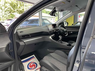 Used Peugeot 5008