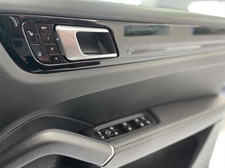 Used Porsche Cayenne