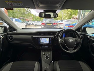 Used Toyota Auris