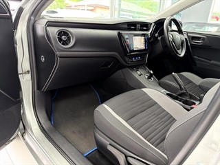Used Toyota Auris