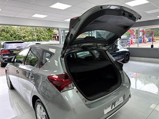 Used Toyota Auris
