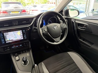 Used Toyota Auris