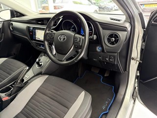 Used Toyota Auris
