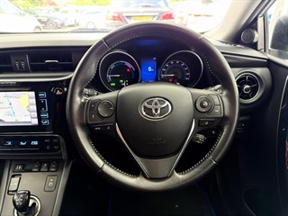 Used Toyota Auris